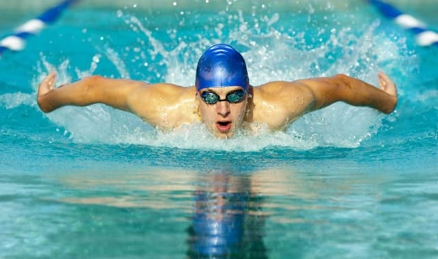 Pływanie trening cardio