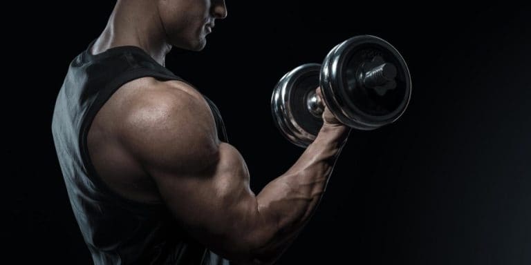 ćwiczenie na biceps